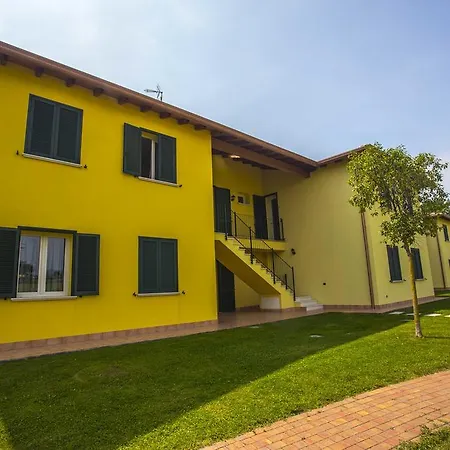 Aparthotel Karina Moniga del Garda